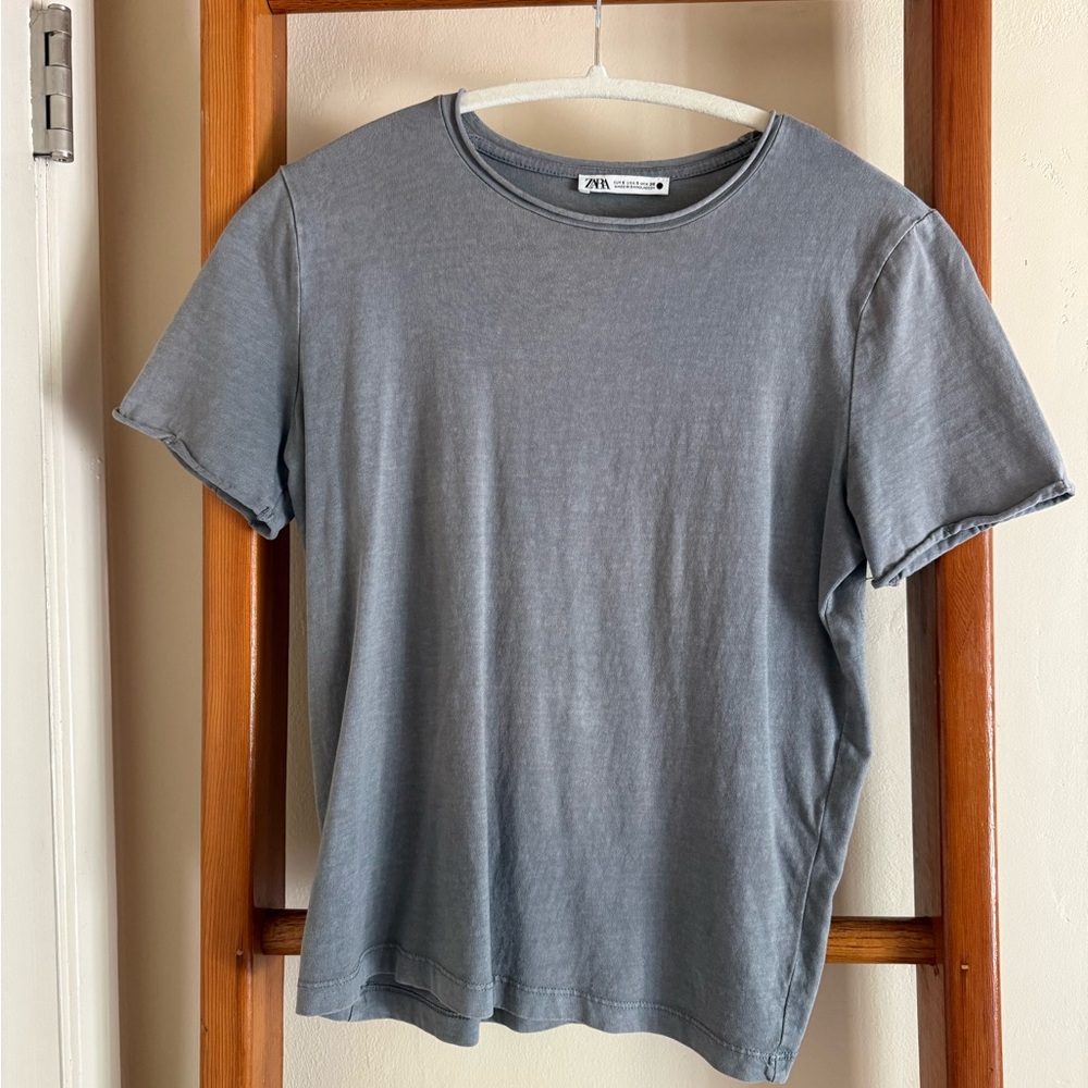 Zara Women’s Short Sleeve Tee in Vintage Washed Gray